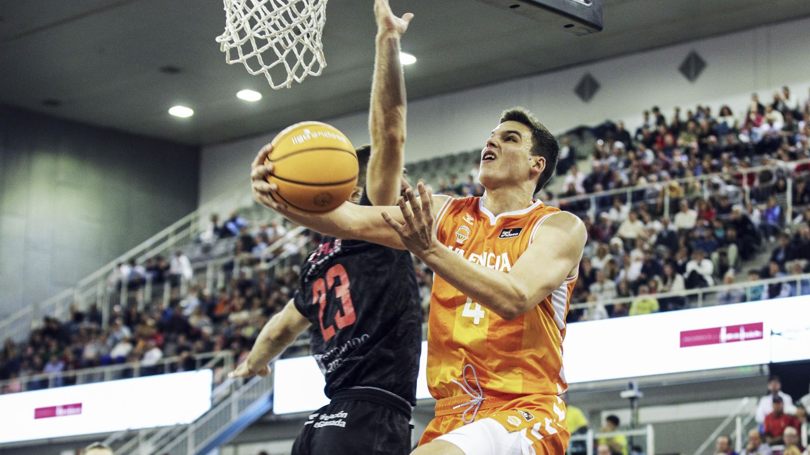 Jaime Pradilla ha anotat 11 punts, ha capturat huit rebots i ha donat tres assistències