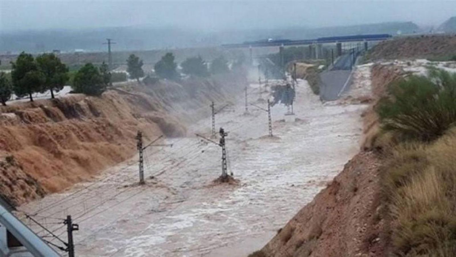 Una comissió especial de les Corts analitzarà el model urbanístic i les causes de les inundacions al Baix Segura