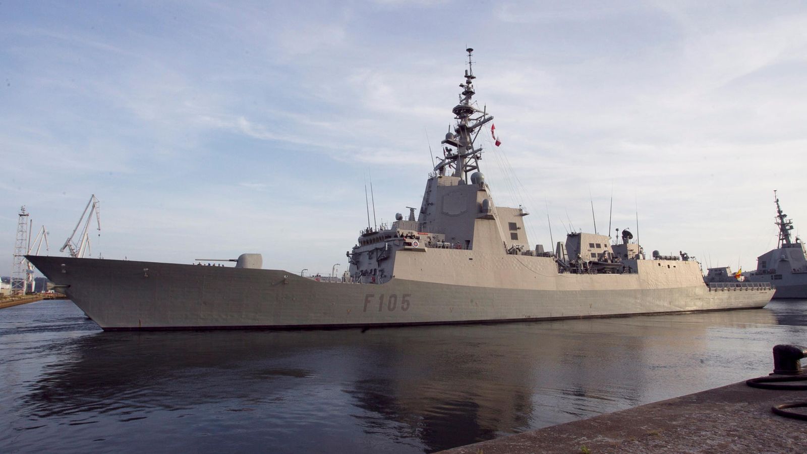 imatge d'arxiu de la fragata ‘Cristóbal Colón’