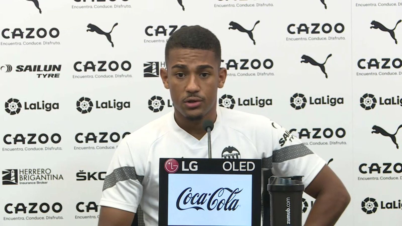 El jugador del València CF, Samuel Lino