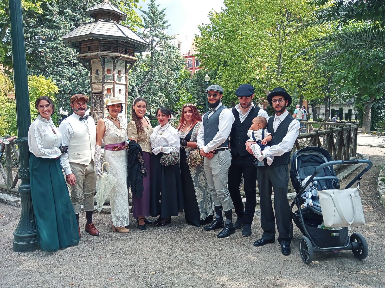 Retrat de família en la Fira Modernista