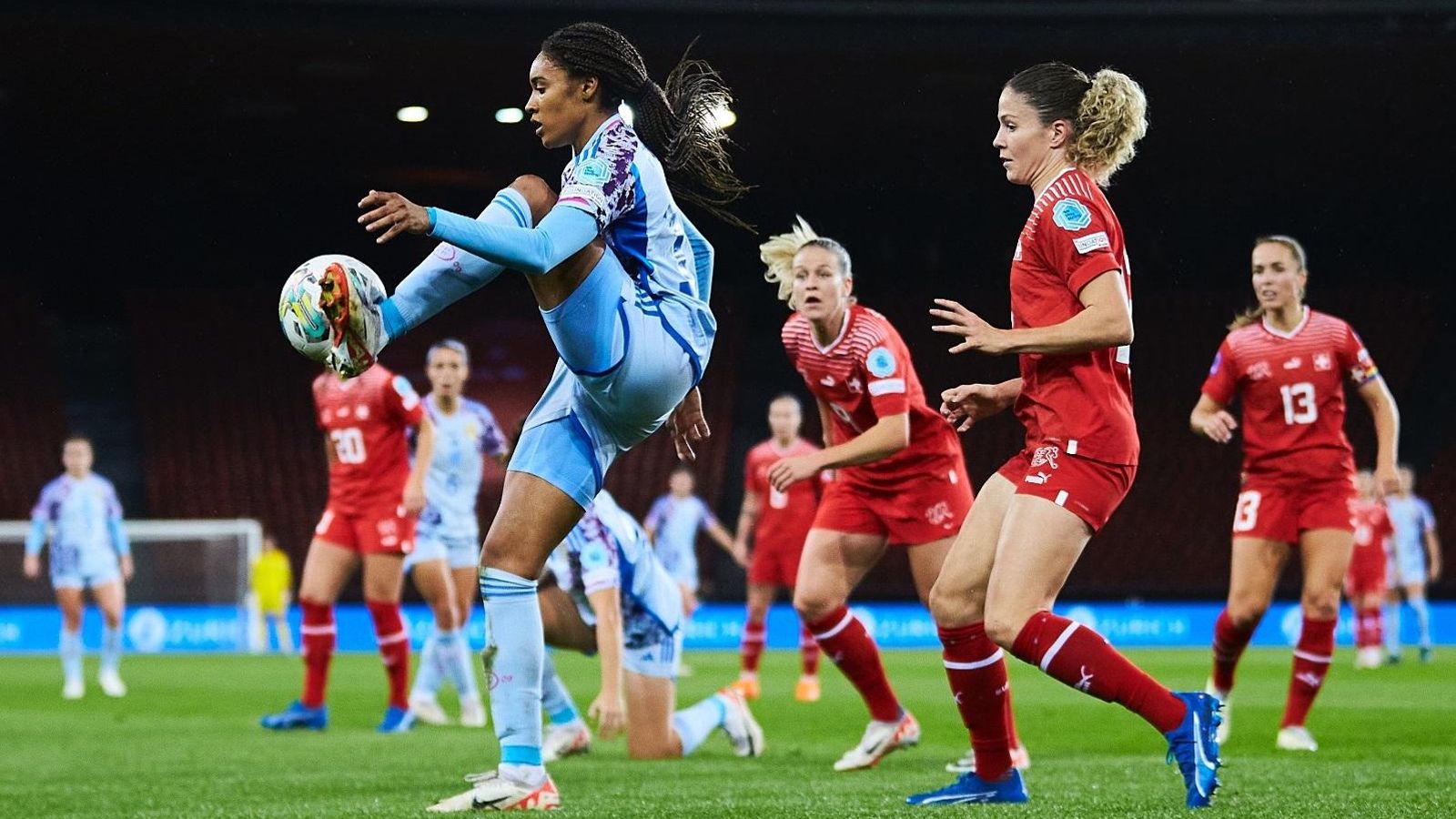 Salma Paralluelo, durant el partit contra Suïssa