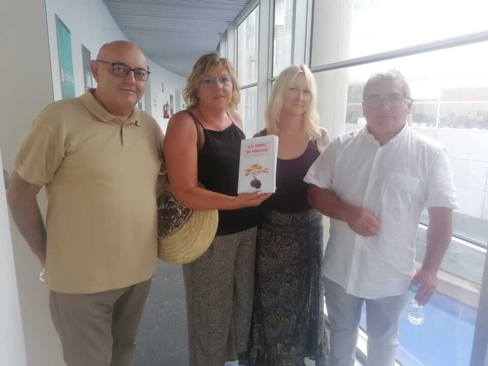 20.07.2023 | 'A la sombra del Parkinson', un llibre per a acompanyar en la malaltia