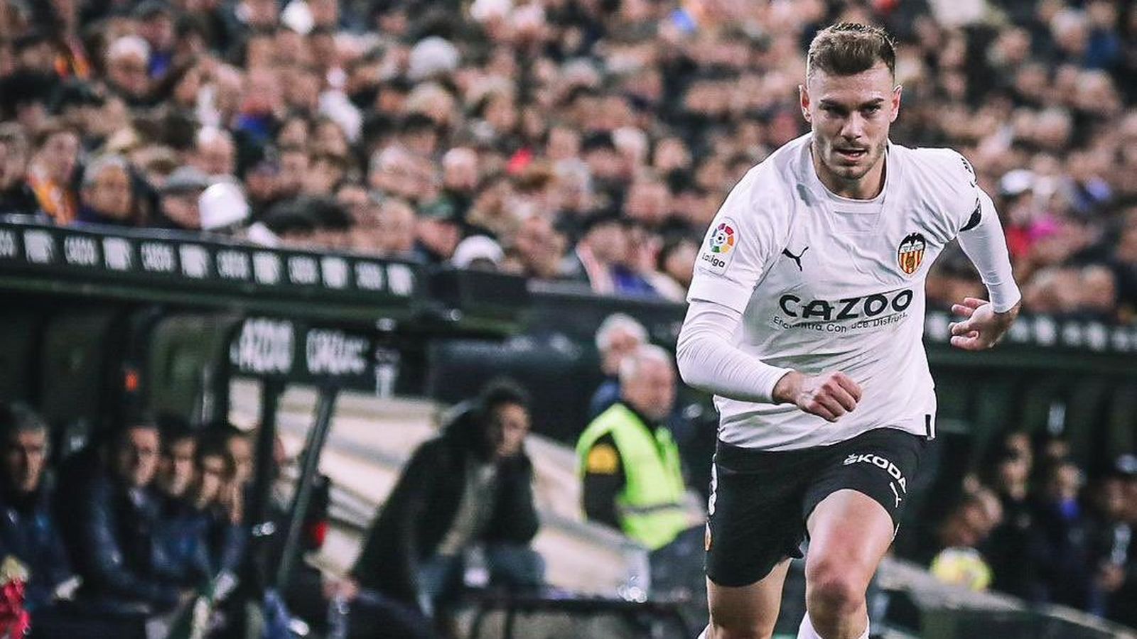 El lateral del València, Toni Lato