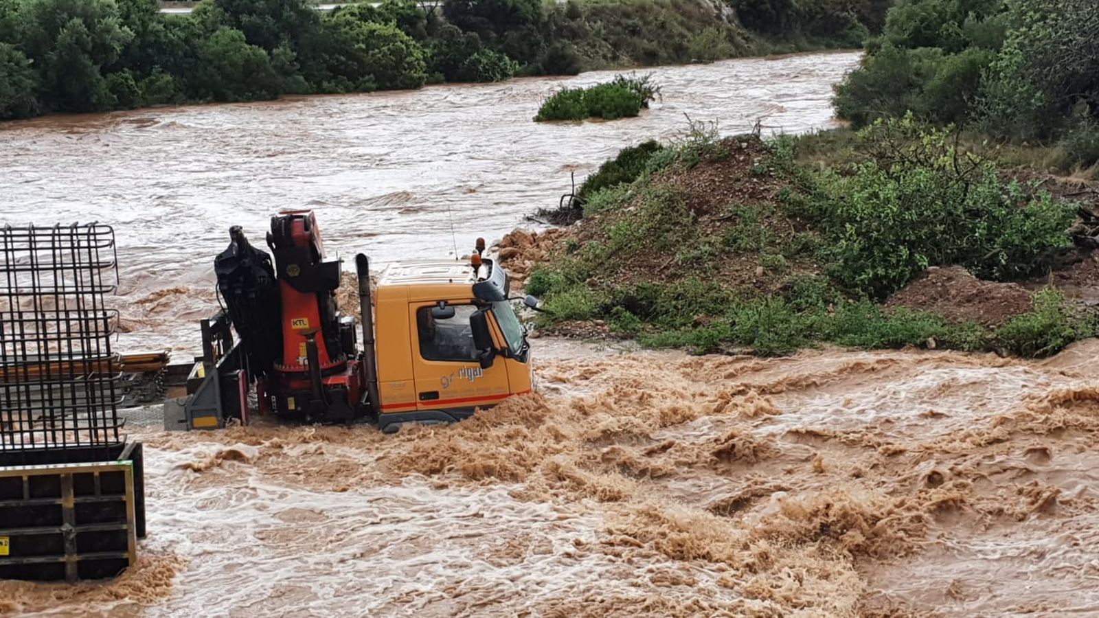 Camió atrapat a Vinaròs