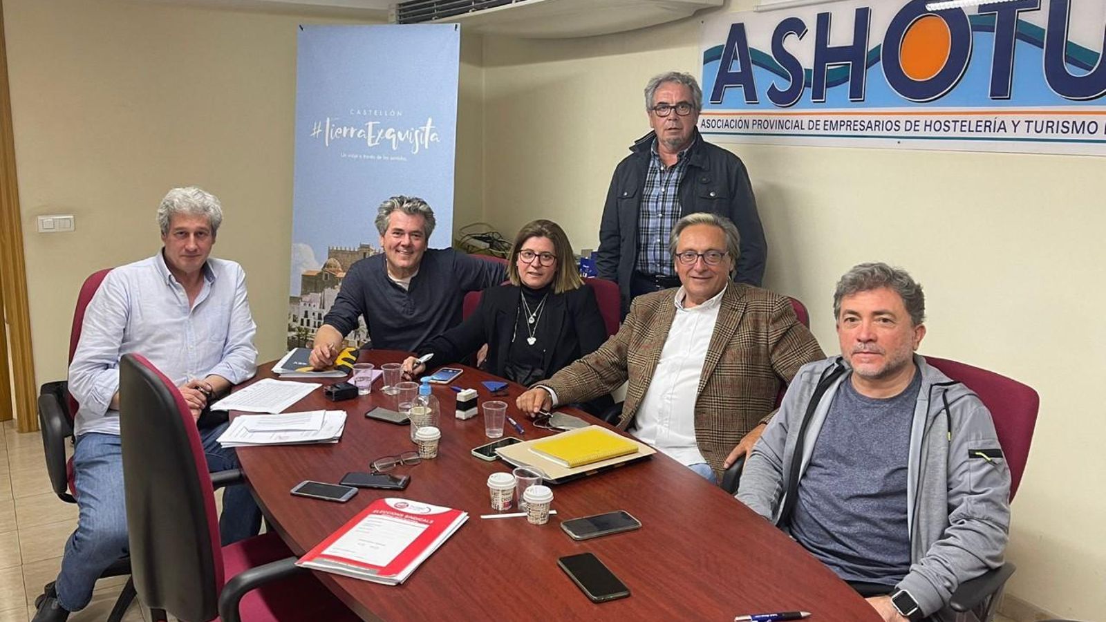 Sindicats i patronal en l'acord del conveni d'hostaleria de Castelló