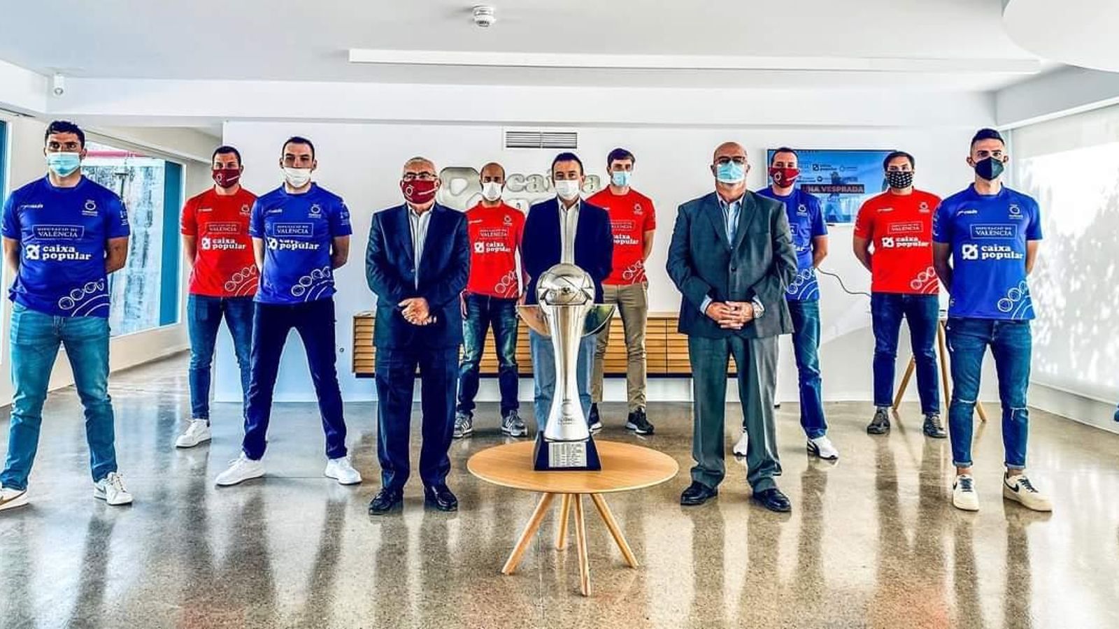 Els finalistes en la presentació