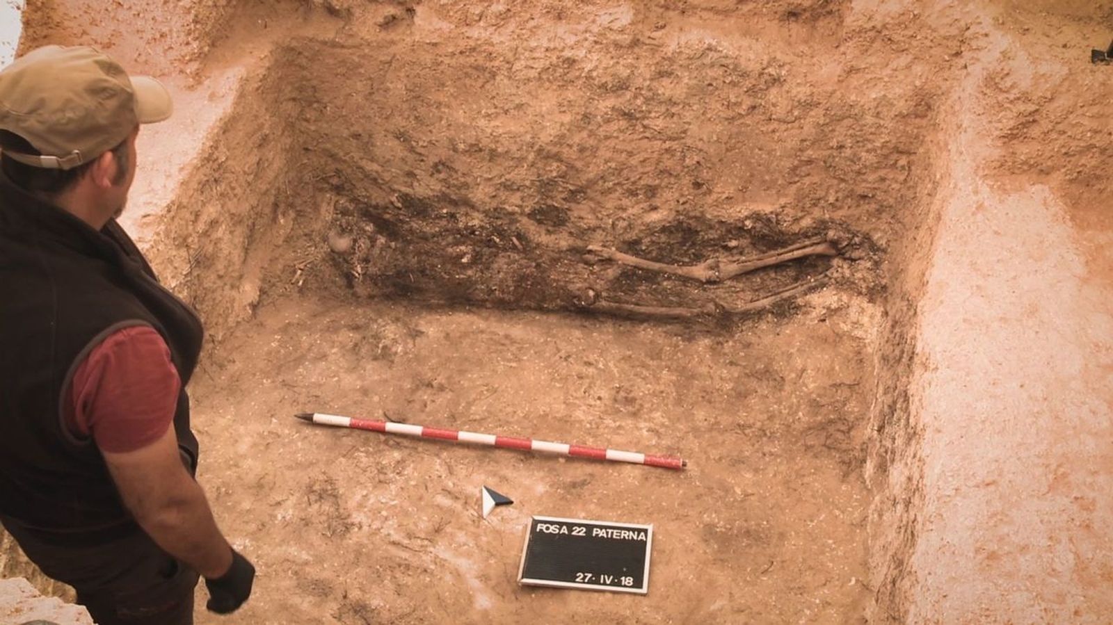 01.04.2019 | NM Comencen els treballs d’exhumació de la fossa 115 de Paterna
