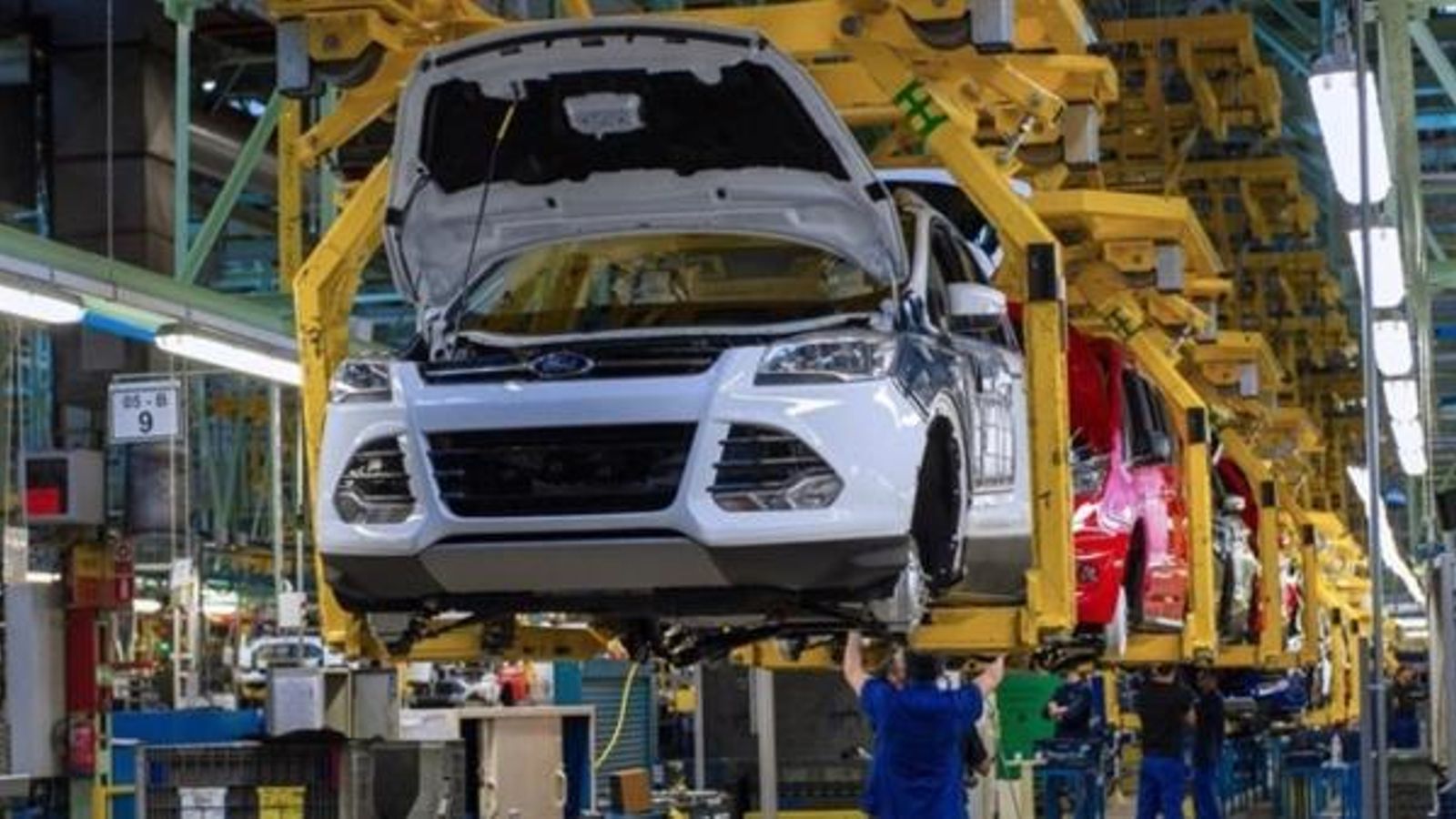 Ford Almussafes reprén la producció després de l’ERTO