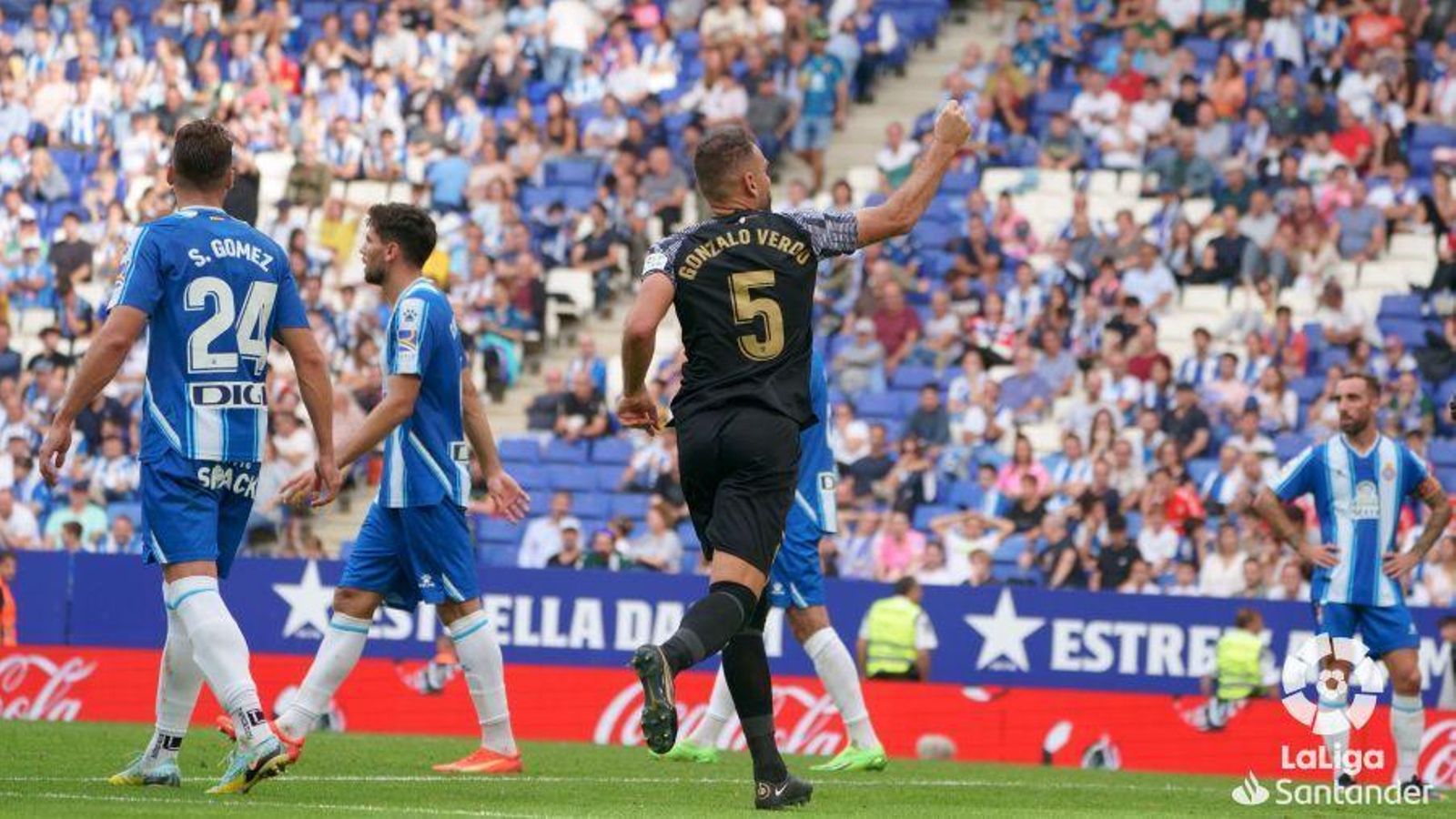 Verdú celebra el gol de l'empat