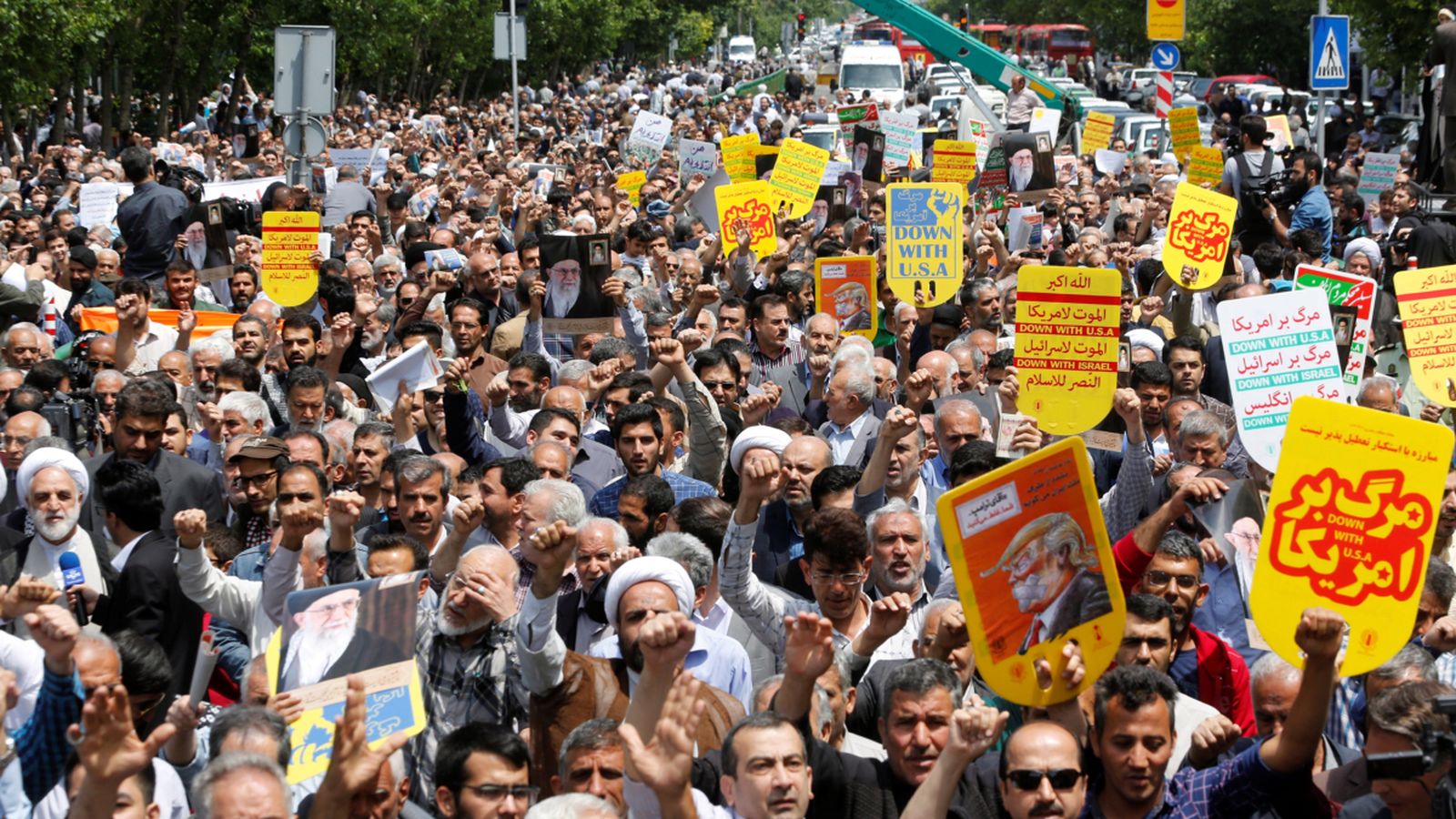 Manifestació a Teheran contra la retirada de l’acord nuclear internacional amb Iran