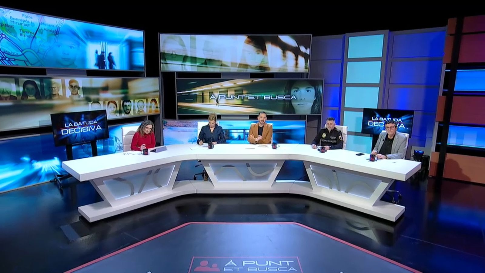 Taula d'experts en 'À Punt et busca'