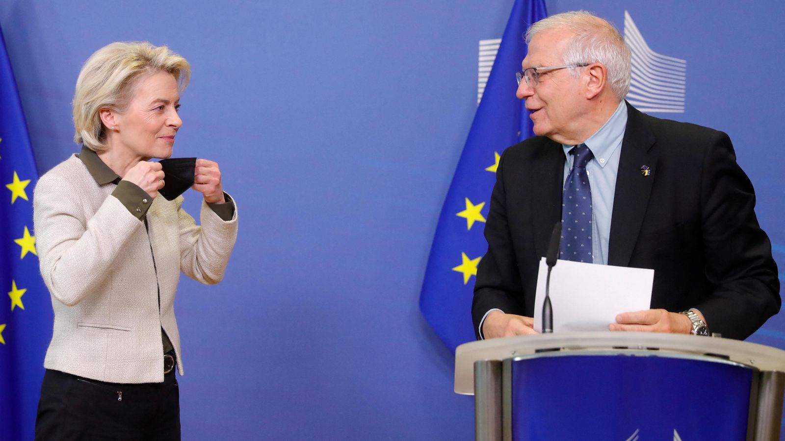 La presidenta de la Comissió Europea, Ursula von der Leyen i l'alt representant de la Unió Europea per a Afers exteriors, Josep Borrell