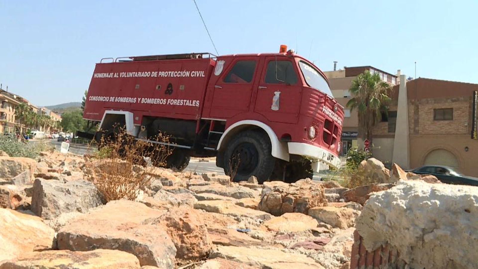 Nàquera ofereix un carrer a canvi de finançar un camió de bombers per al municipi