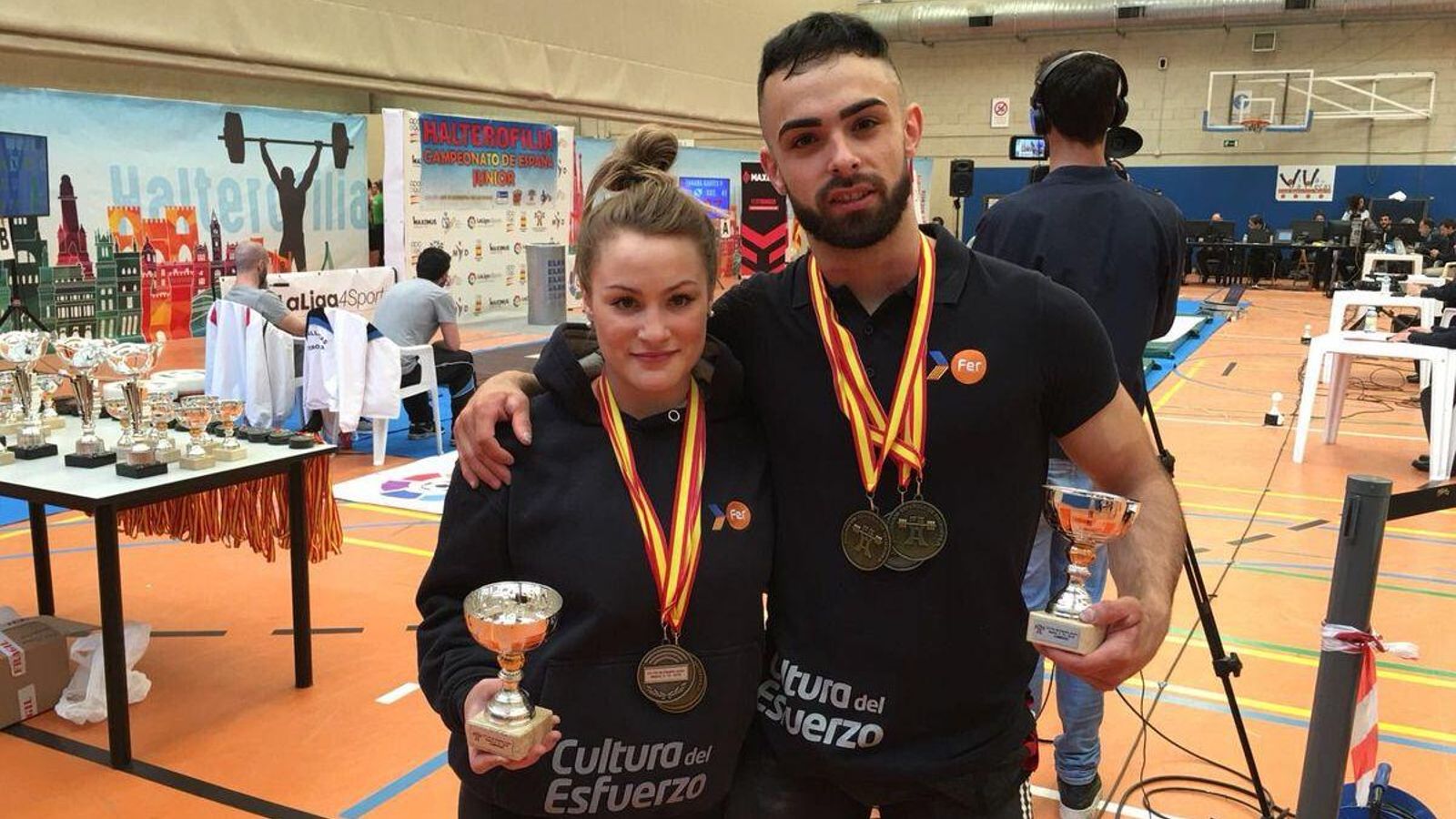 Alba Sánchez i Tomàs Ruiz, campions d'Espanya júniors d'halterofília Alba Sánchez i Tomàs Ruiz, campions d'Espanya júniors d'halterofília