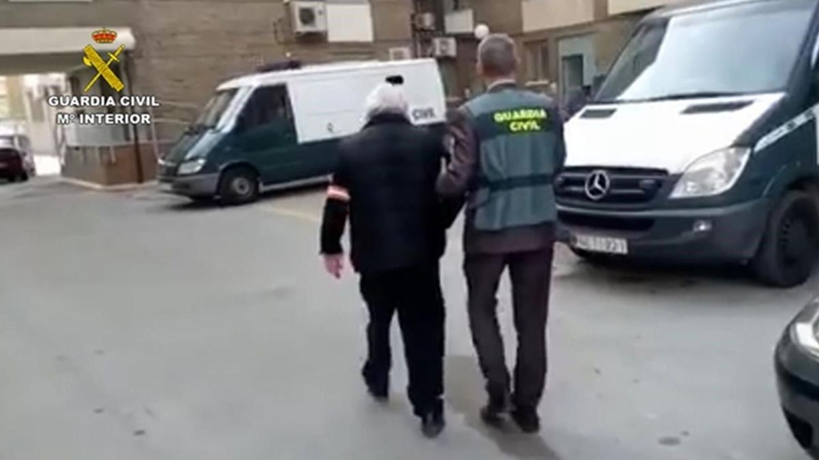 Un agent deté el presumpte assassí Un agent deté el presumpte assassí