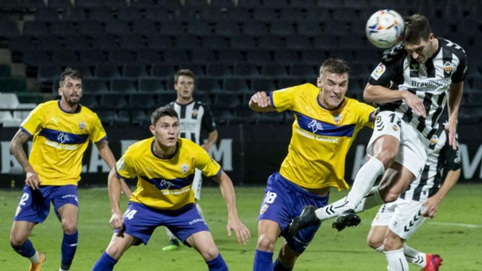 Quarta derrota seguida del Castelló, que jugarà el pròxim partit contra l'Sporting de Gijón