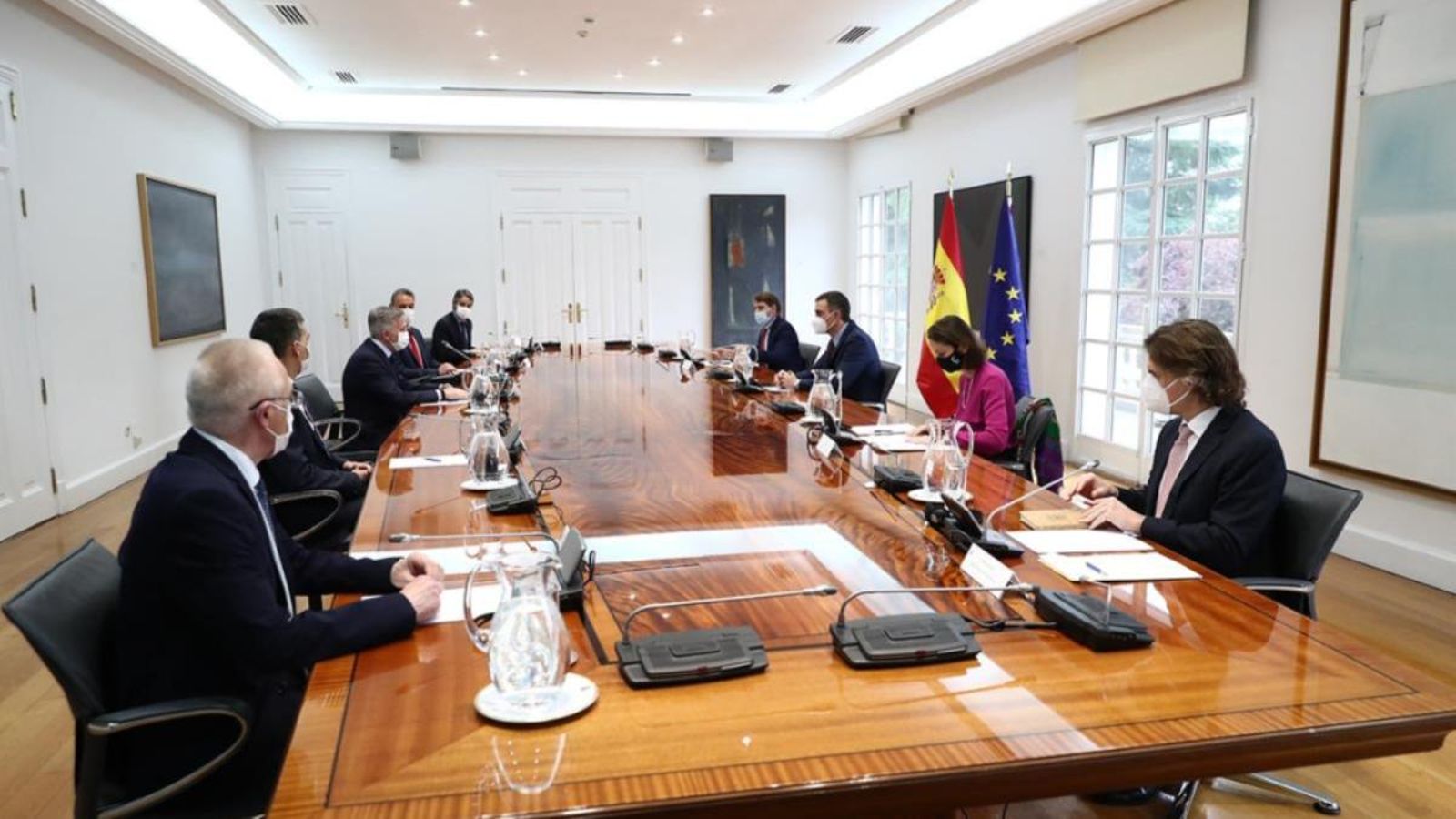 Una imatge de la reunió entre el govern espanyol i la direcció de Ford Europa