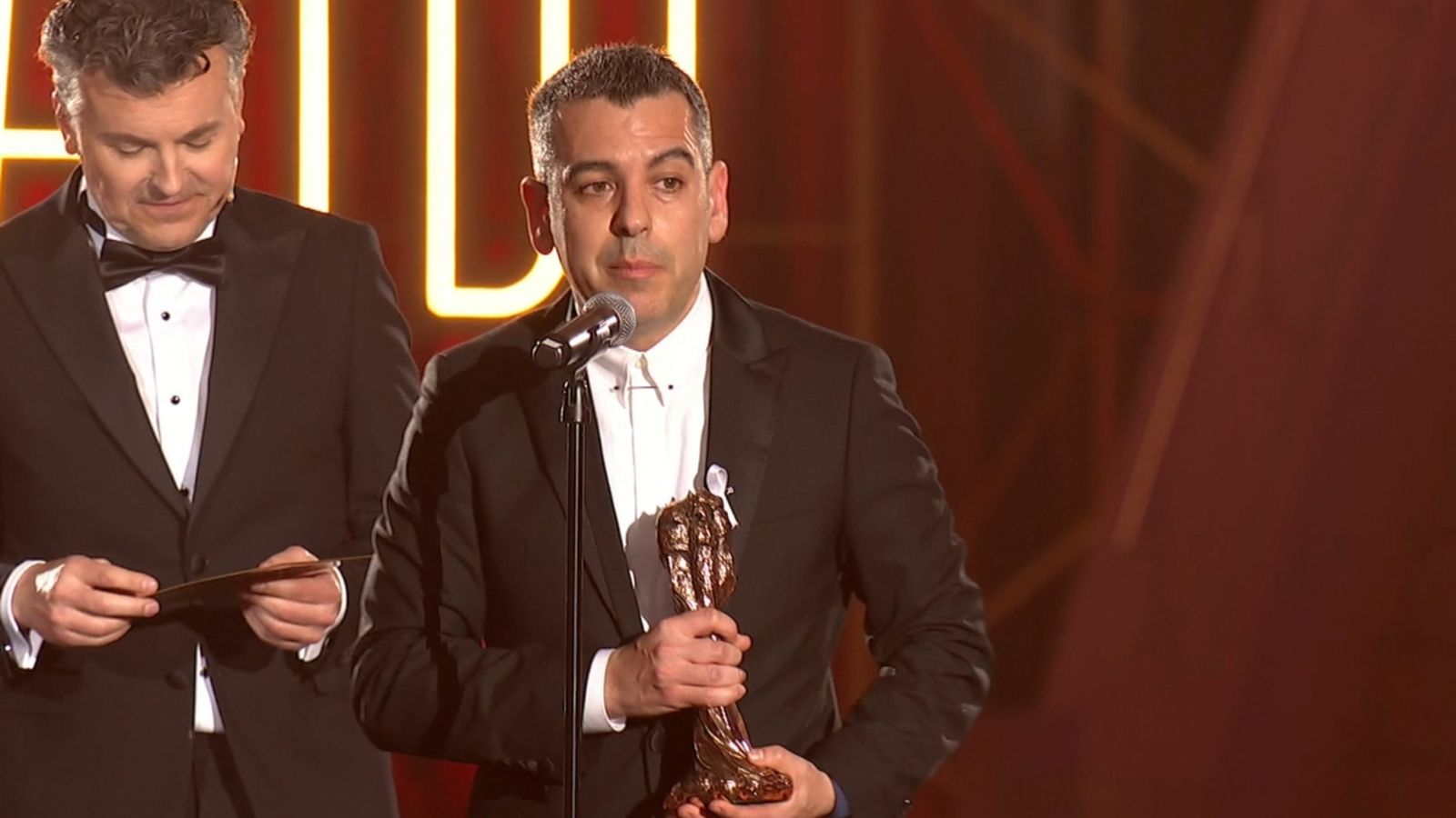 El compositor alzirenc Arnau Bataller ha sigut un dels guardonats amb un dels Premis Gaudí