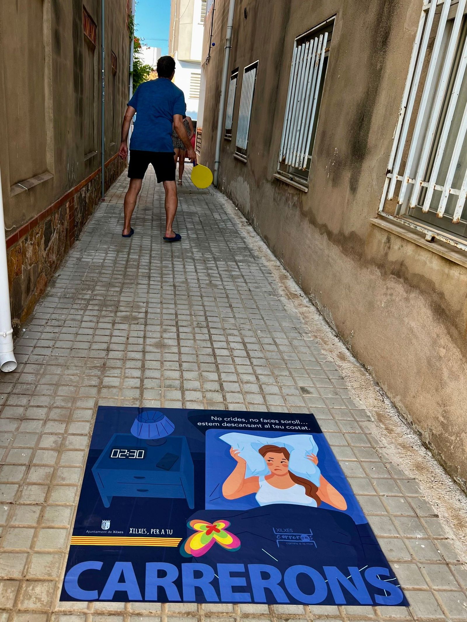 La campanya en un carreró