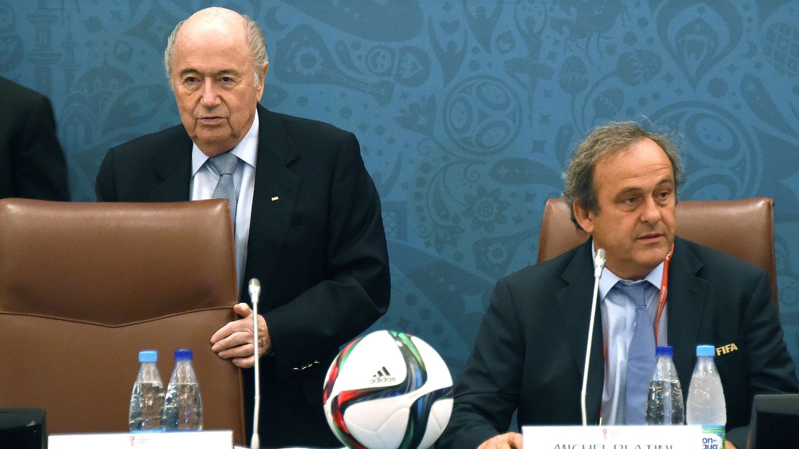 Els presidents de la FIFA, Joseph Blatter, i de la UEFA, Michel Platini