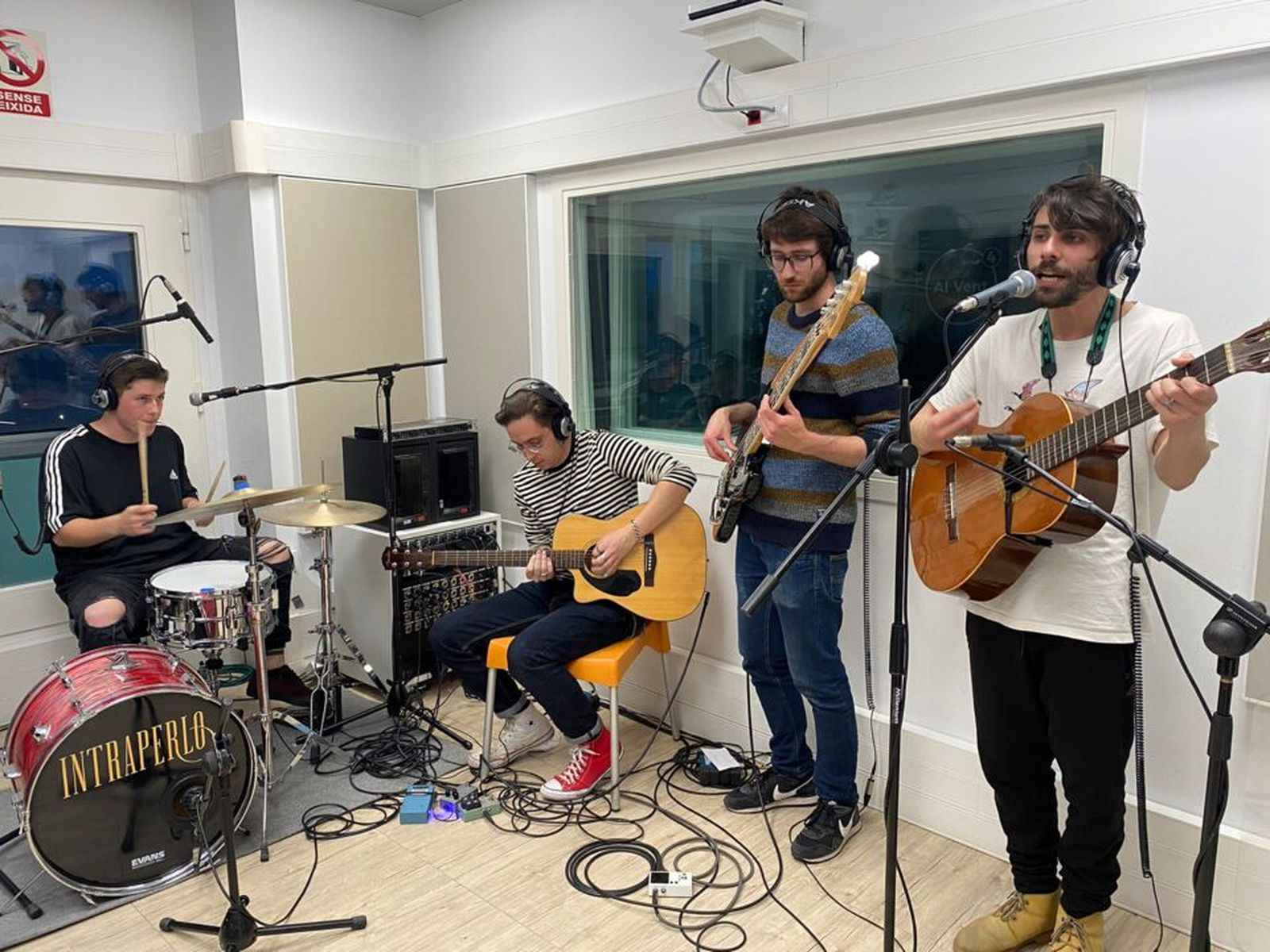 08.05.2022 | Intraperlo, Rock a la Mar i “El gramòfon blau”