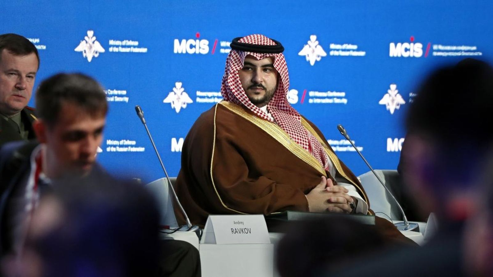 El viceministre de defensa, el príncep Khalid Bin Sultan, durant la Conferència de Seguretat Internacional que se celebra a Moscou