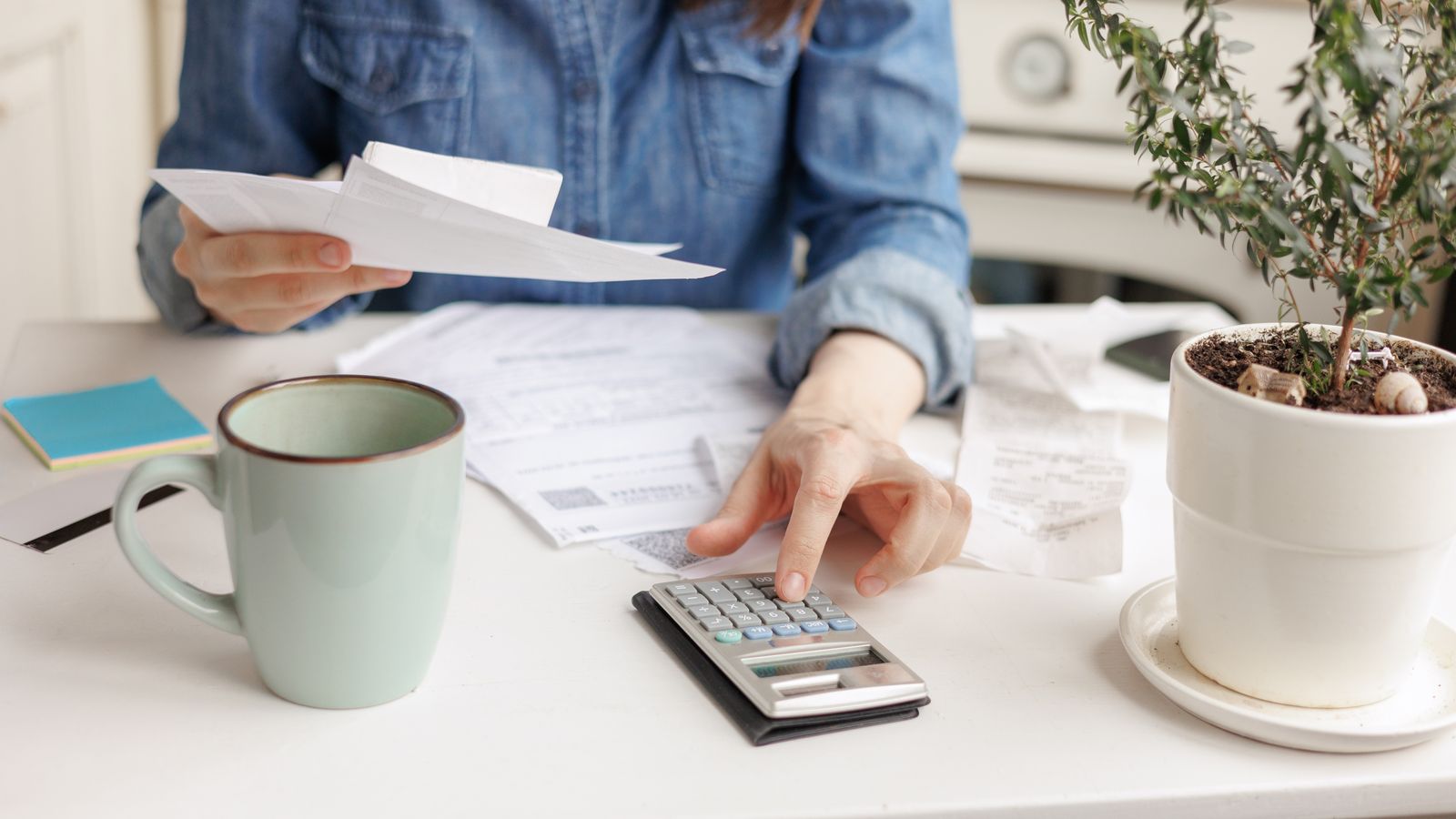 Cáritas i la Fundació Foessa han presentat l'informe "Ingressos i despeses: una equació que condiciona la nostra qualitat de vida"