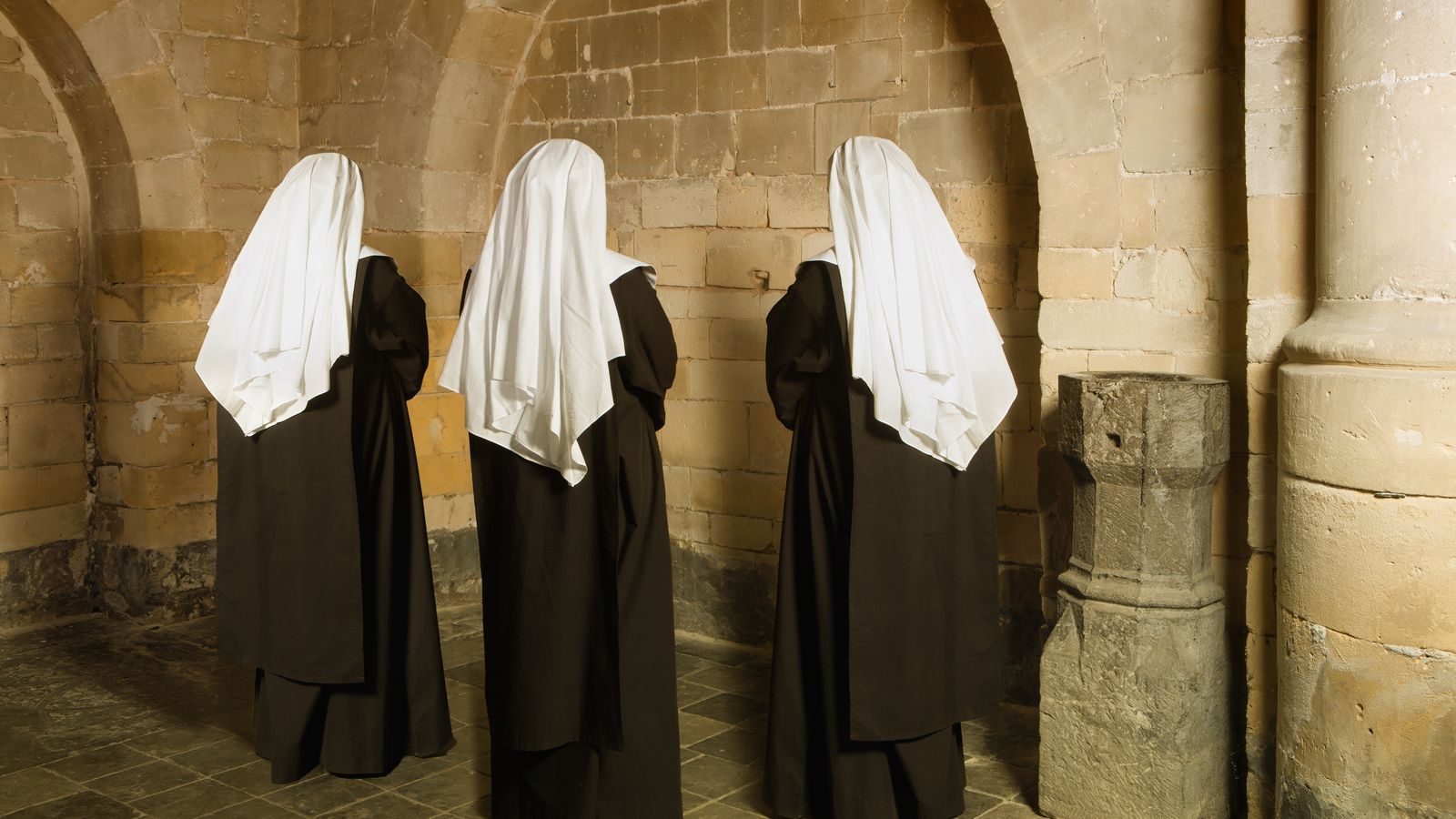 06.06.2023 | 'El fil d'Irene': recórrer al monacat femení en temps medievals per a conrear la intel·ligència