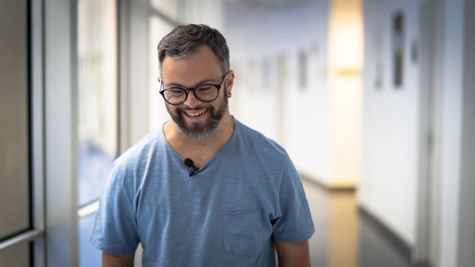 Daniel Alcaraz, protagonista de la campanya “En À Punt, la notícia eres tu”