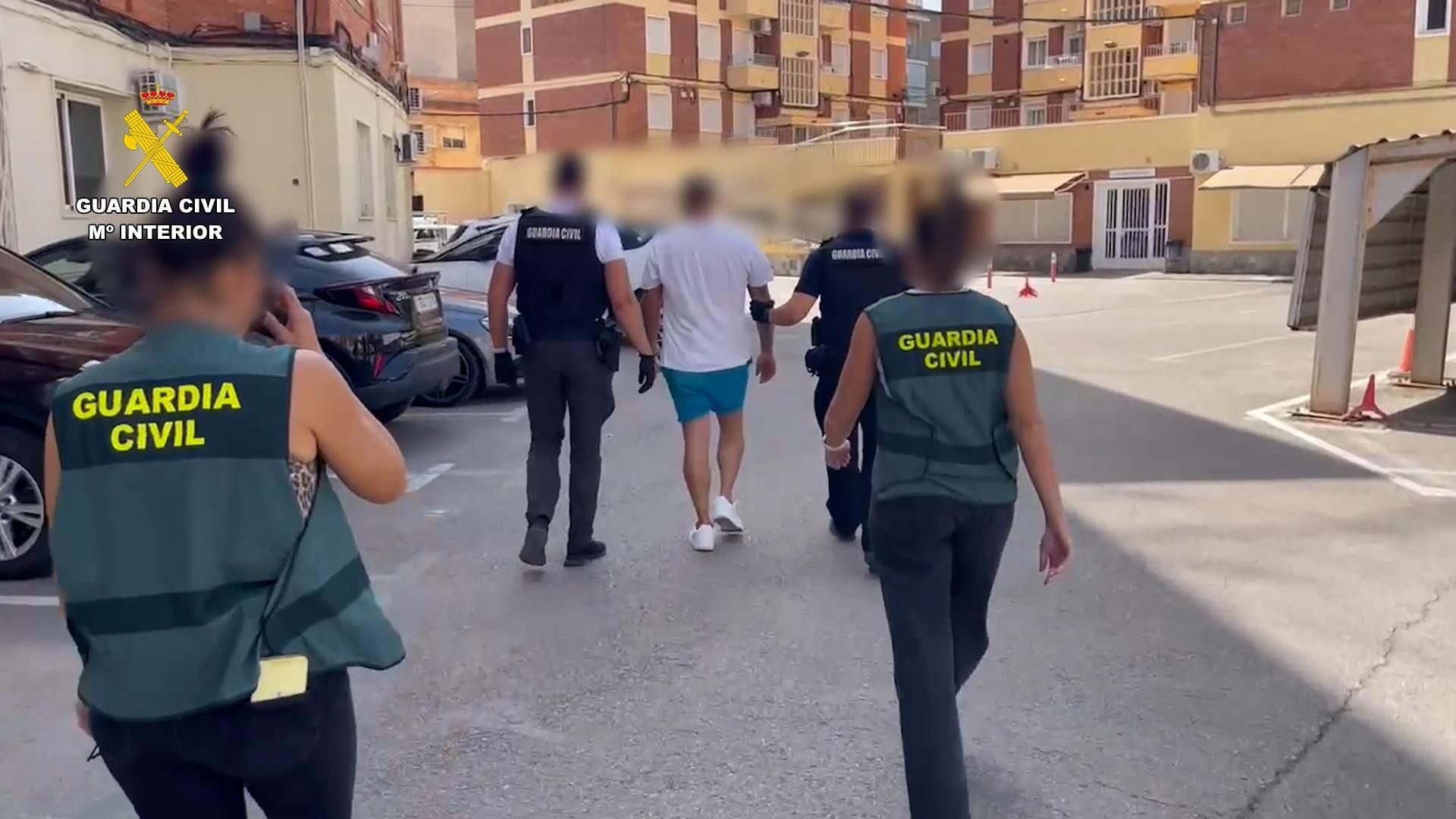 Detenció d'un dels investigats