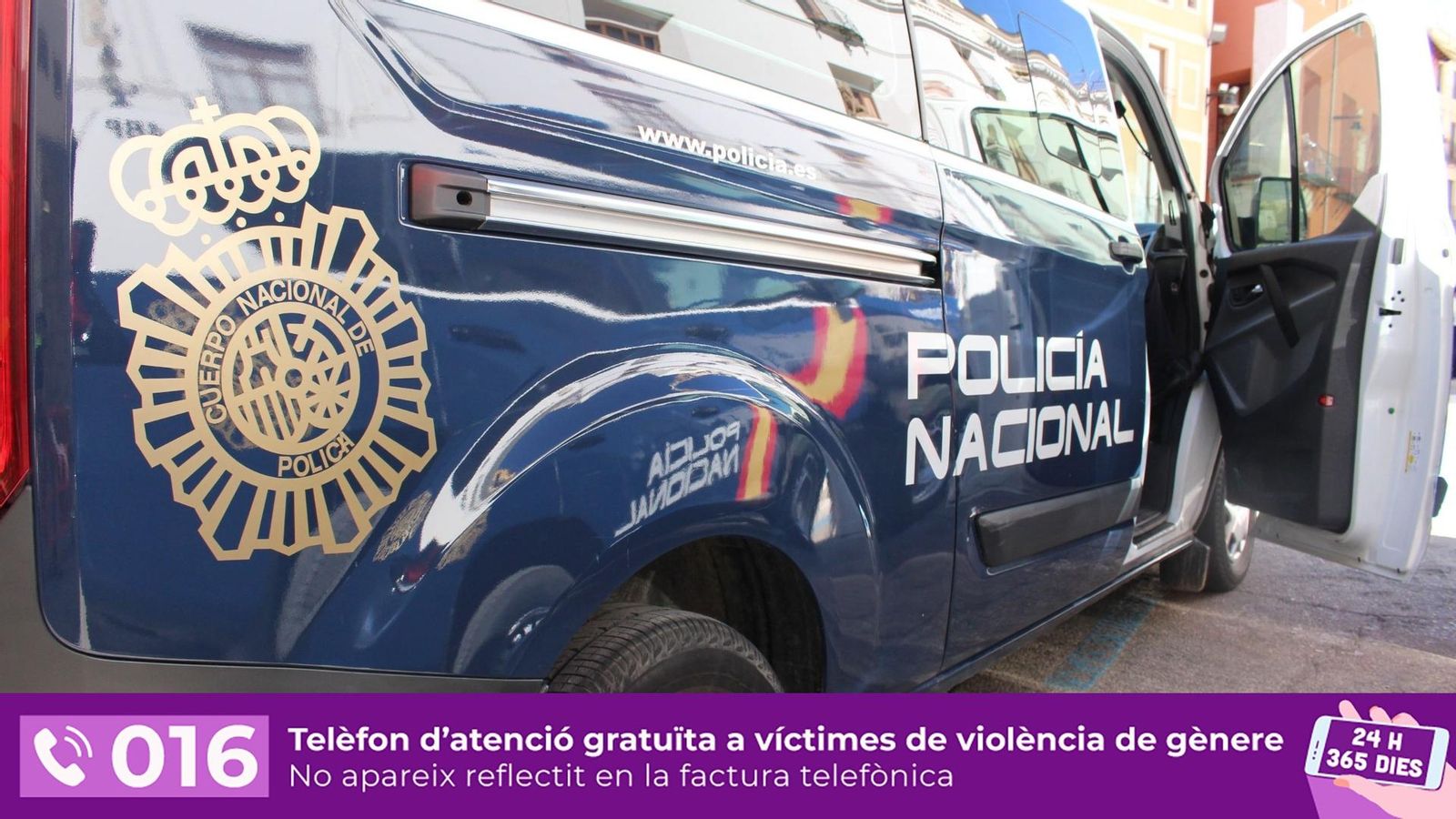 Un home apallissa a la seua exparella de 25 anys a Almeria