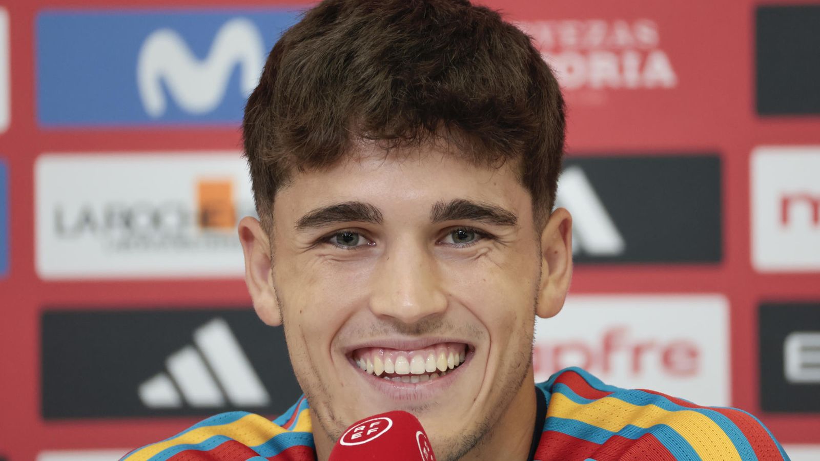 Pau Cubarsí, en roda de premsa a Chattanooga (Estats Units)
