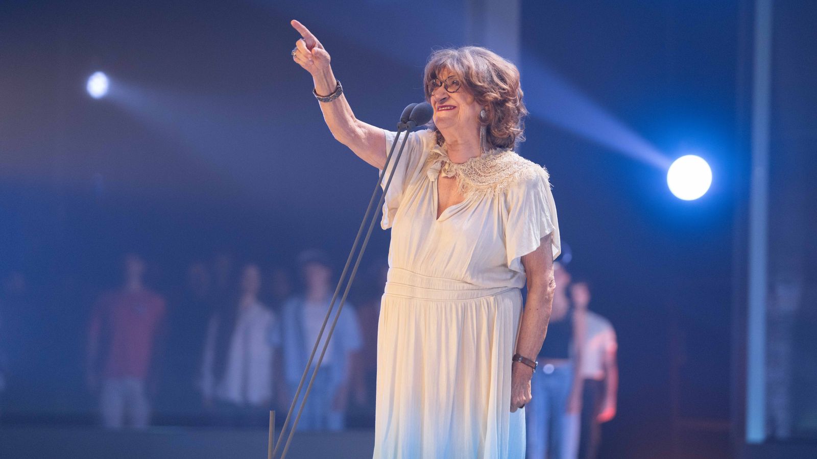 L'actriu valenciana Mamen García, en l'escenari, quan va pujar a recollir el Talía per la Millor actriu de repartiment de teatre de text