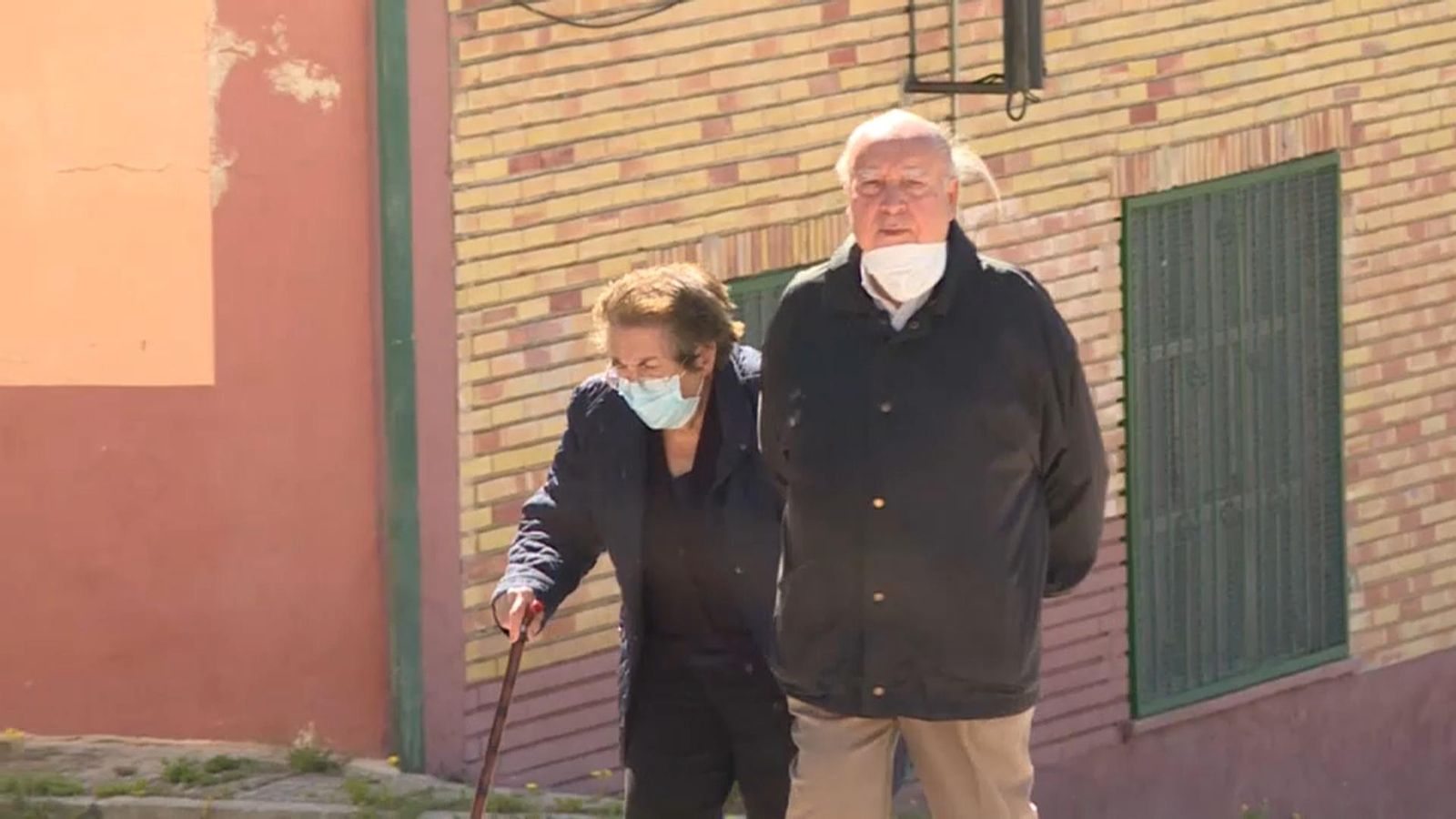 Ahir va ser el primer dia que les persones majors van poder eixir al carrer des de l'entrada en vigor de l'estat d'alarma