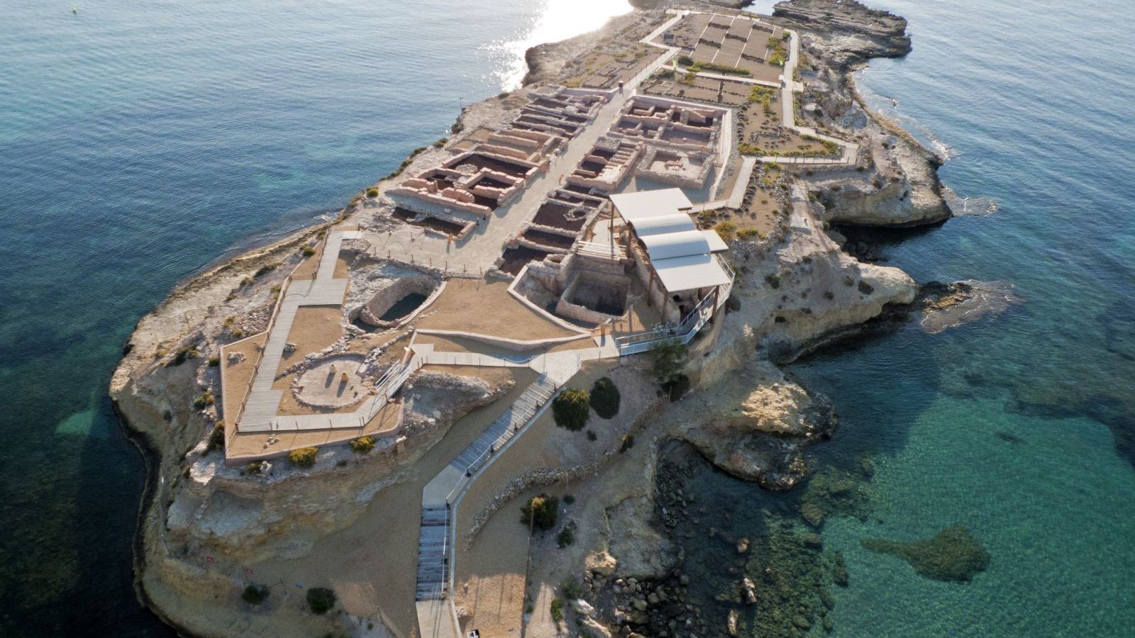 Illeta dels Banyets, al Campello