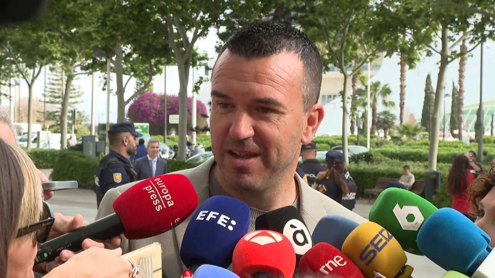 El president de la Diputació de València, Vicent Mompó, arriba a la ciutat de la justícia per a declarar com a testimoni en el juí per la dana