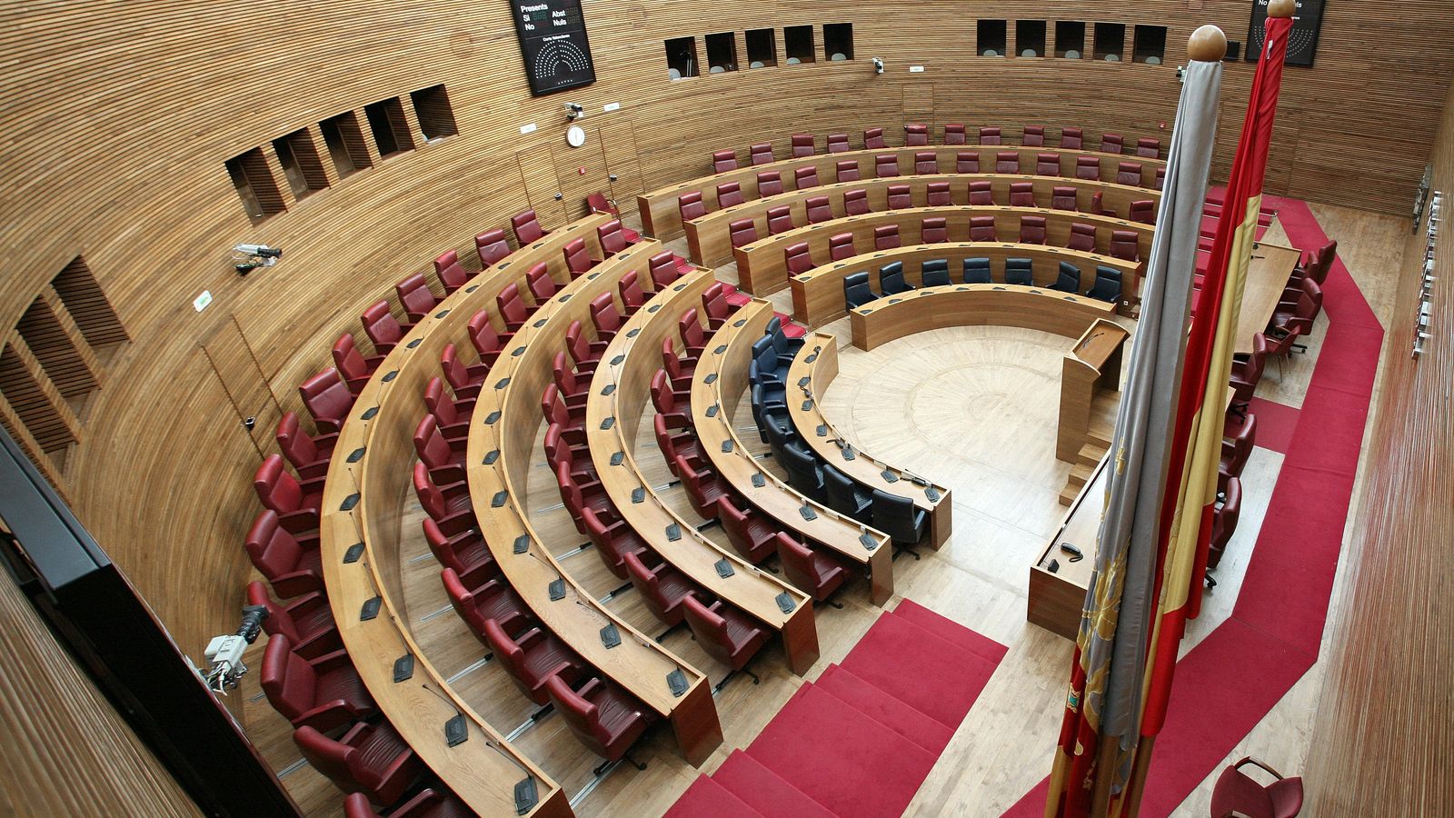 Imatge de l'hemicicle valencià buit