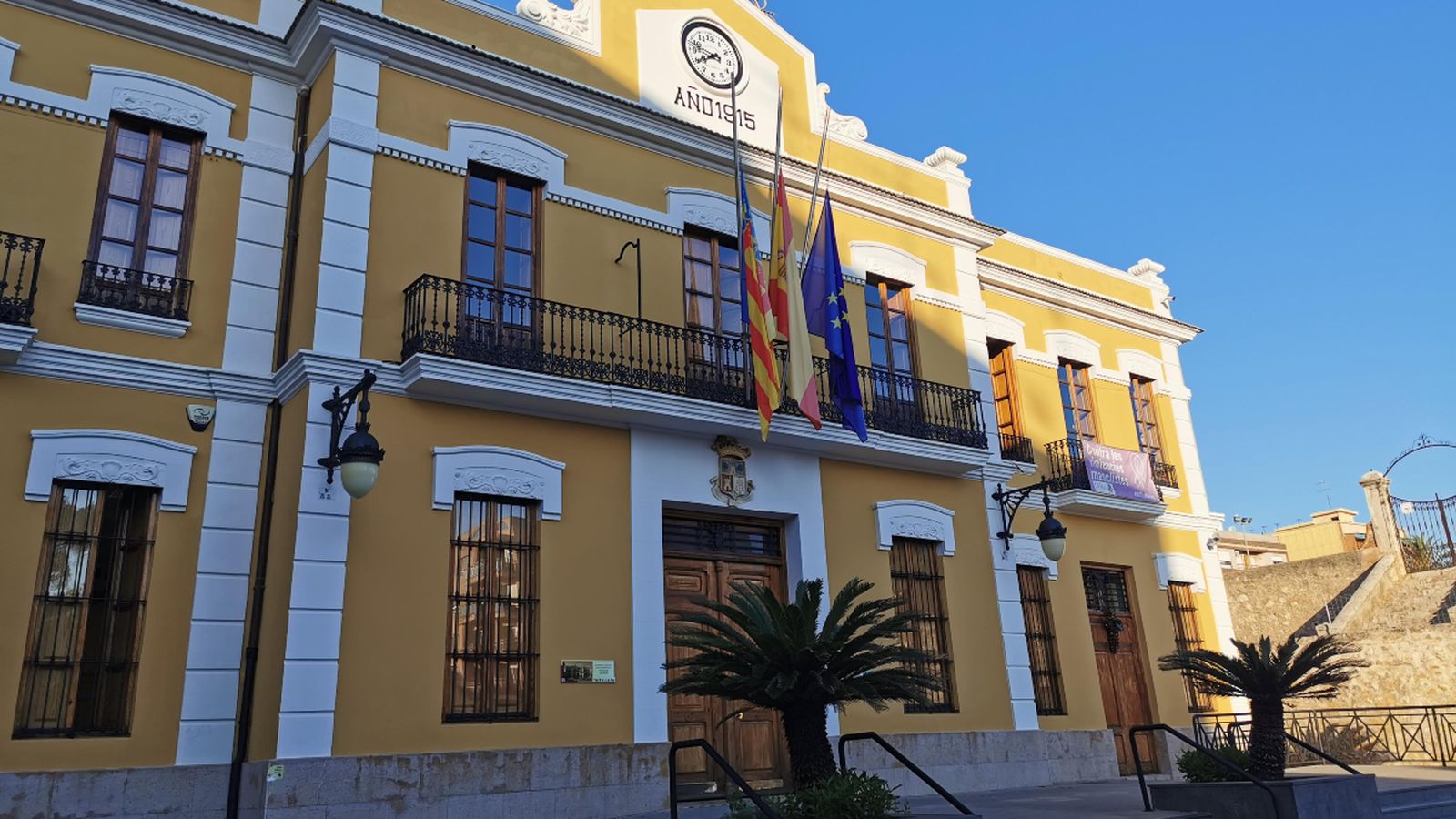 La Conselleria de Sanitat estudia mesures especials per a Burjassot