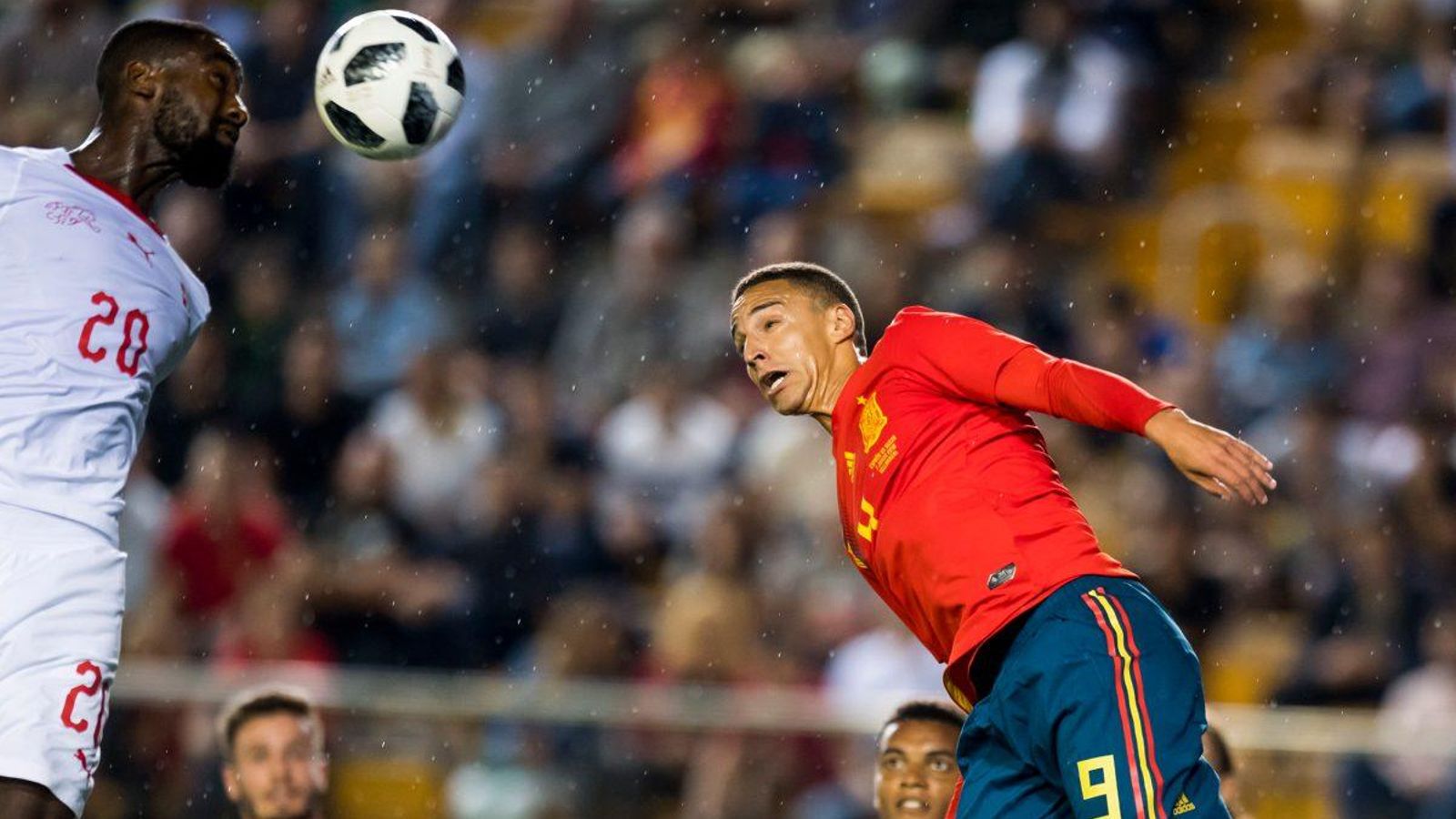 Rodrigo, en una acció del partit disputat a Vila-real