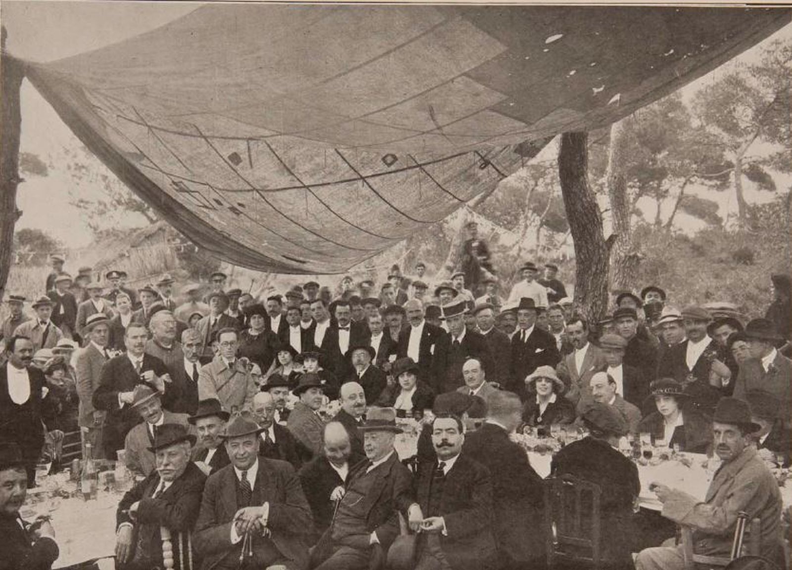 Festa de Canyes i Fang organitzada en honor de Blasco Ibáñez a la Devesa del Saler