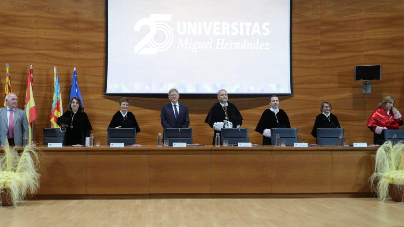 Puig assisteix a l'acte d'obertura del curs 2022-2023 de les universitats públiques, que s'ha celebrat en la Universitat Miguel Hernández d'Elx  @UniversidadMH