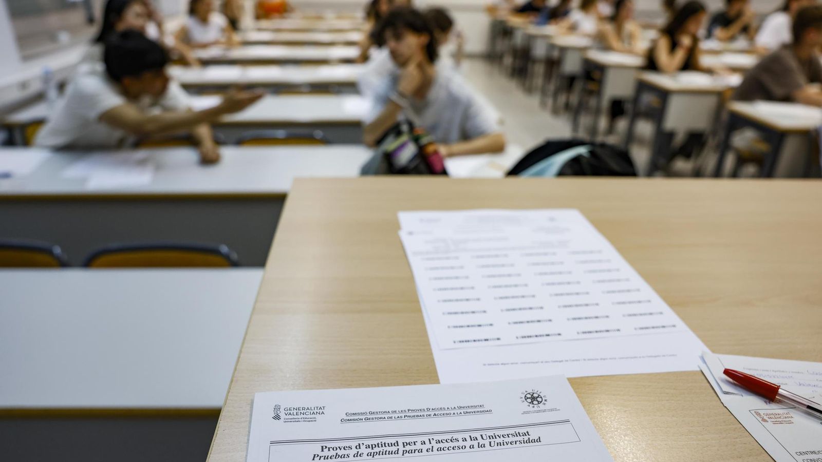 Aula de realització de l'examen de castellà de la PAU este dimarts