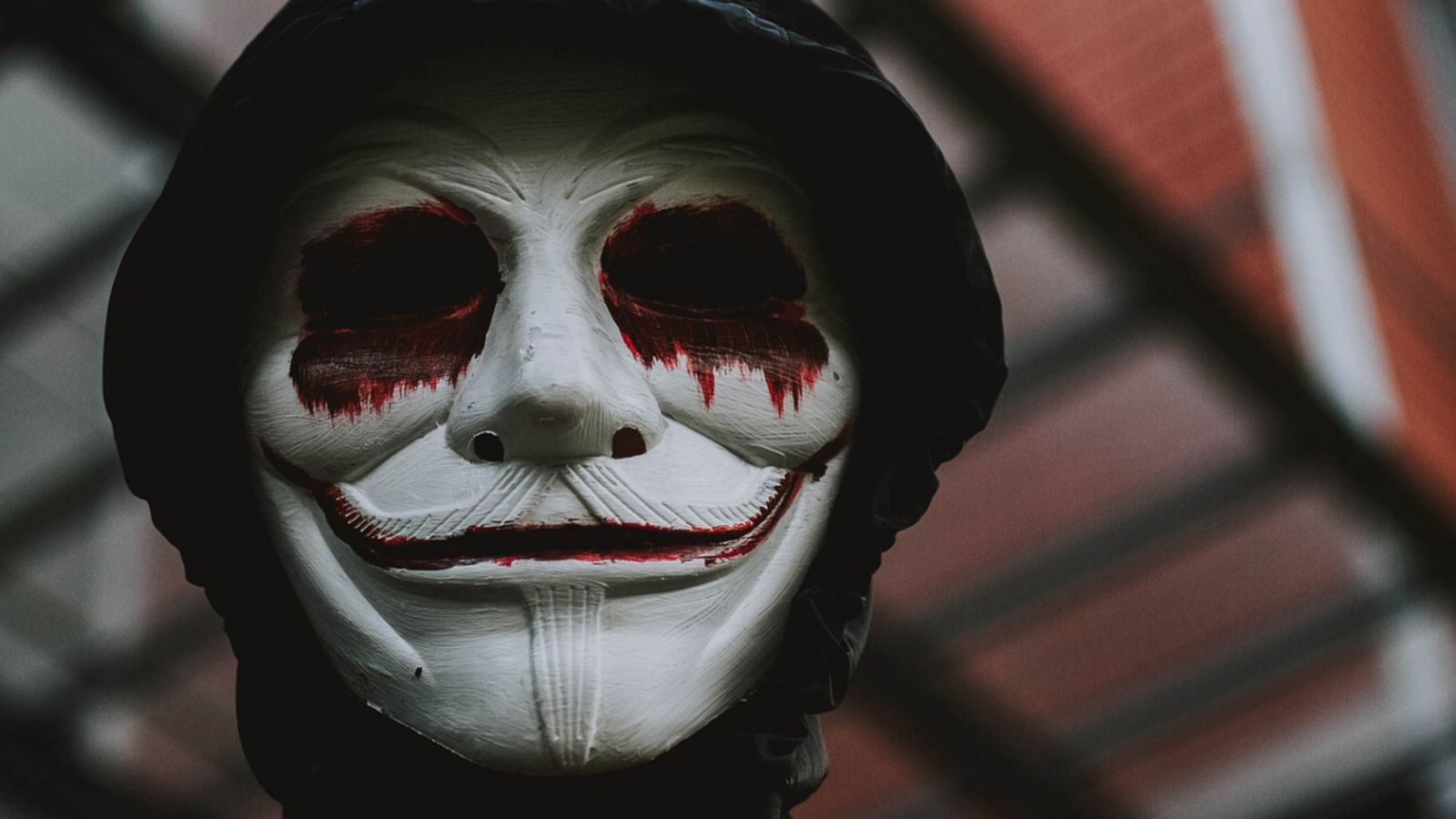 AVACU recomana evitar disfresses amb elements a la zona del coll