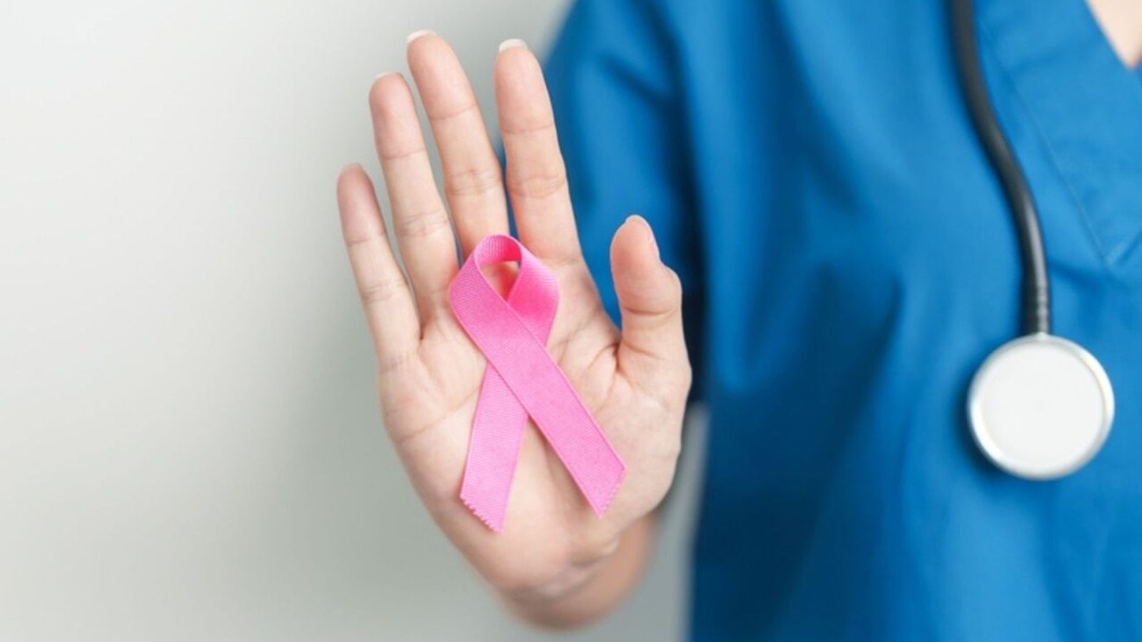 17.10.2024 | El càncer de mama ataca una de cada huit dones a Espanya