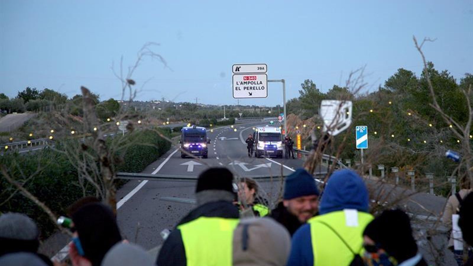 Els CDR tallaren l'AP-7 durant 15 hores