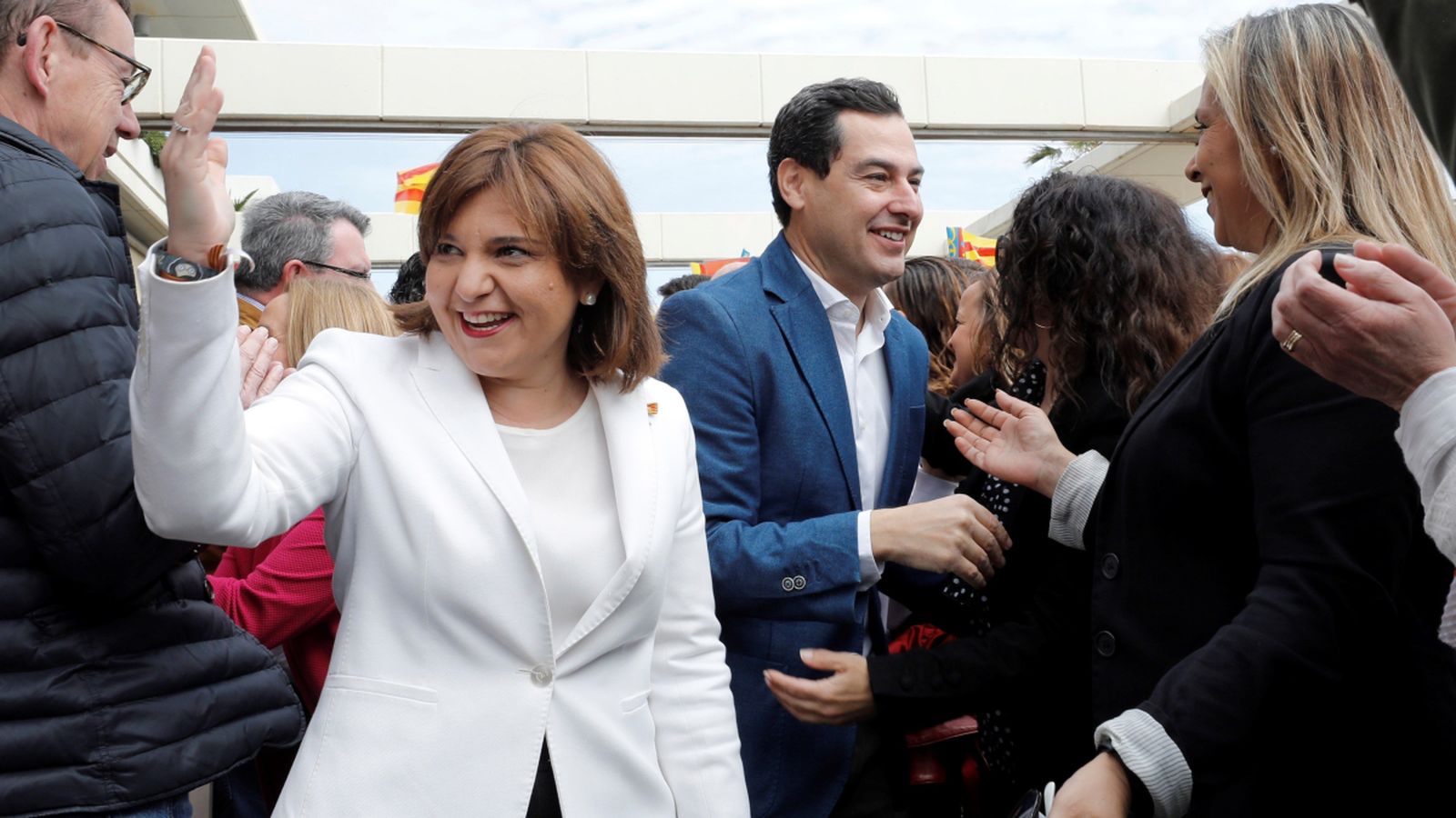 Bonig i Juanma Moreno, a la platja de la Patacona d'Alboraia