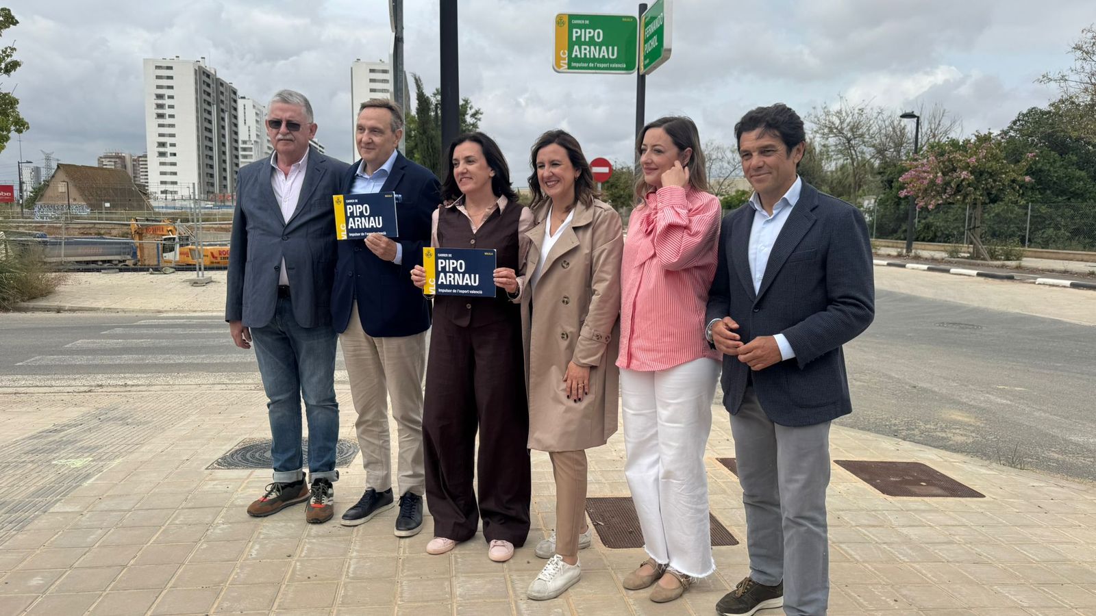 Imatge de la inauguració del carrer Pipo Arnau