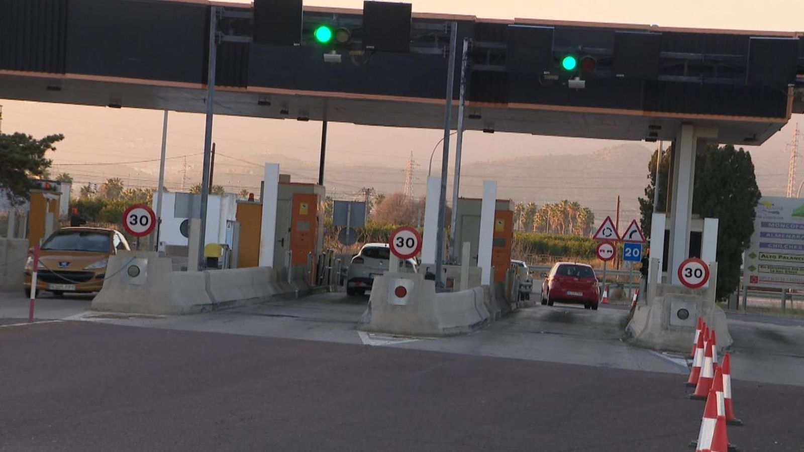 El govern estudia ara quin model dels que hi ha a Europa implanta a les autovies per a cobrar peatge