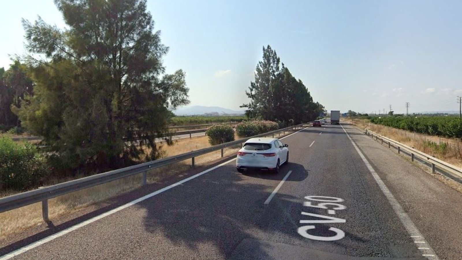 Carretera CV-50 al seu pas per Guadassuar